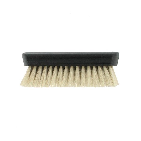 Brosse à lustrer en véritable crin de cheval.