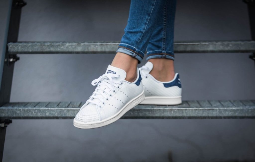 Entretien chaussures baskets blanches en cuir