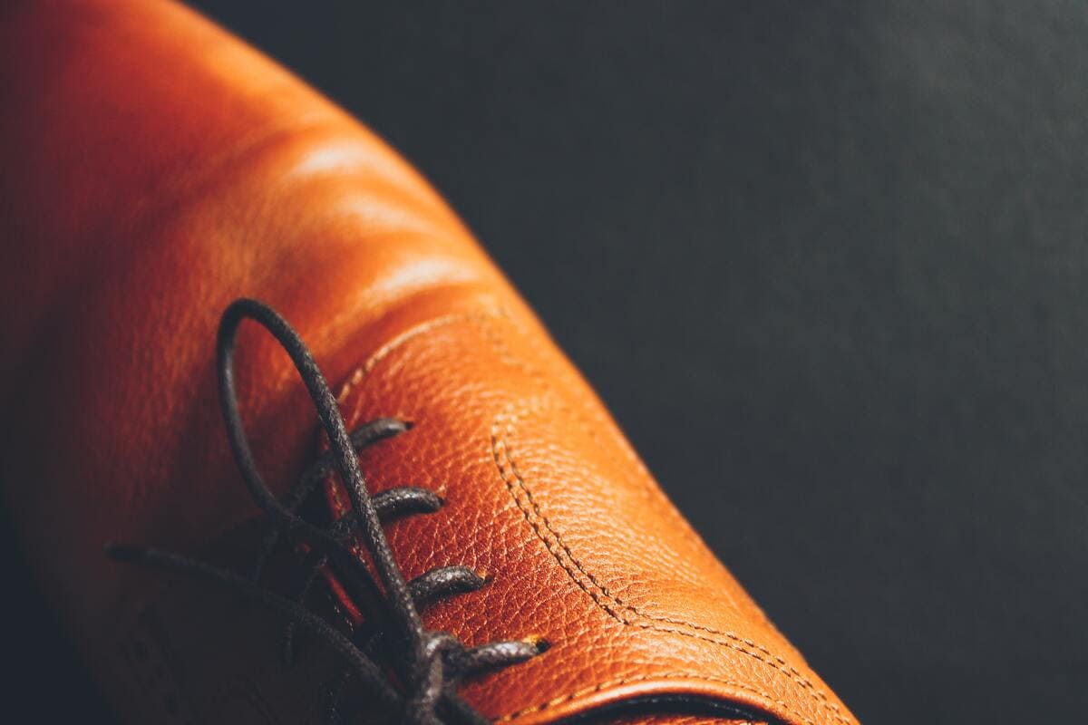 Comment nettoyer chaussures en cuir selon leur couleur ?